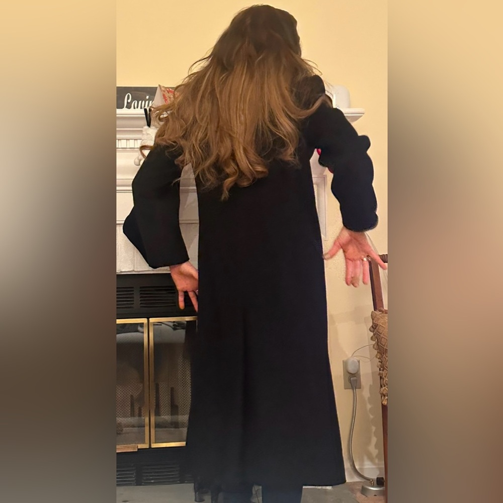 Alorna (brand) Black Breathtaking Coat Stunner (L) - Picture 4 of 14